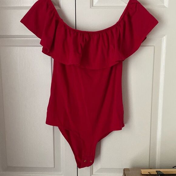 J. Crew Fire Red Off-the-Shoulder Ruffle Bodysuit Size Medium Snap Closure Stret - Picture 2 of 7